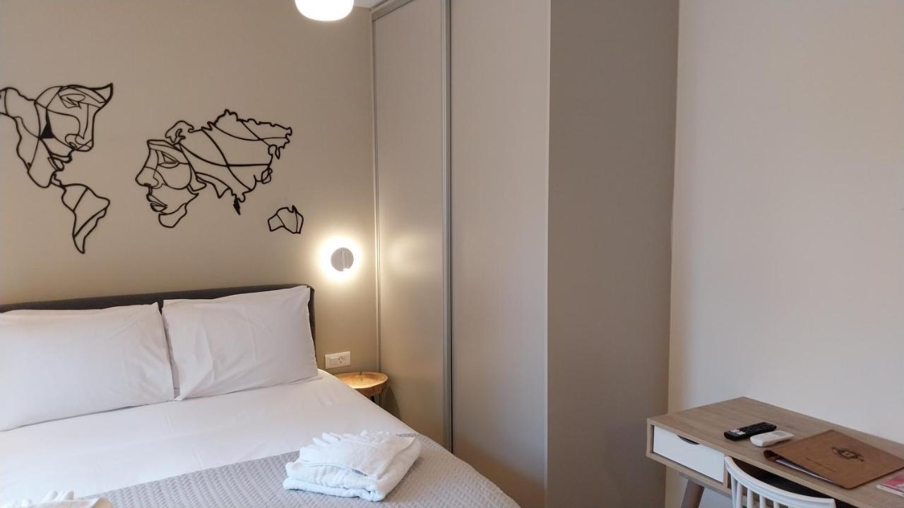 Uni Island - City Heart Suites Heraklion Zewnętrze zdjęcie