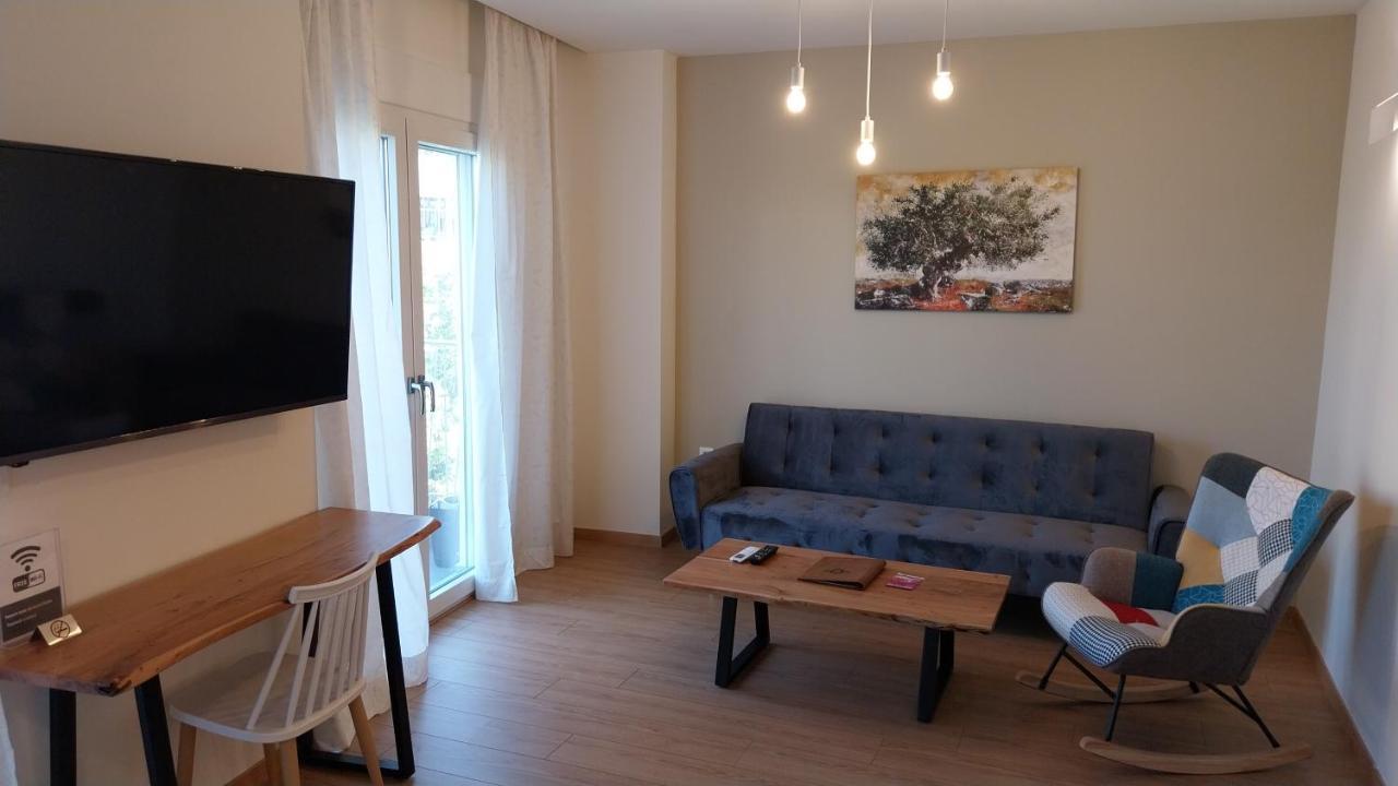 Uni Island - City Heart Suites Heraklion Zewnętrze zdjęcie