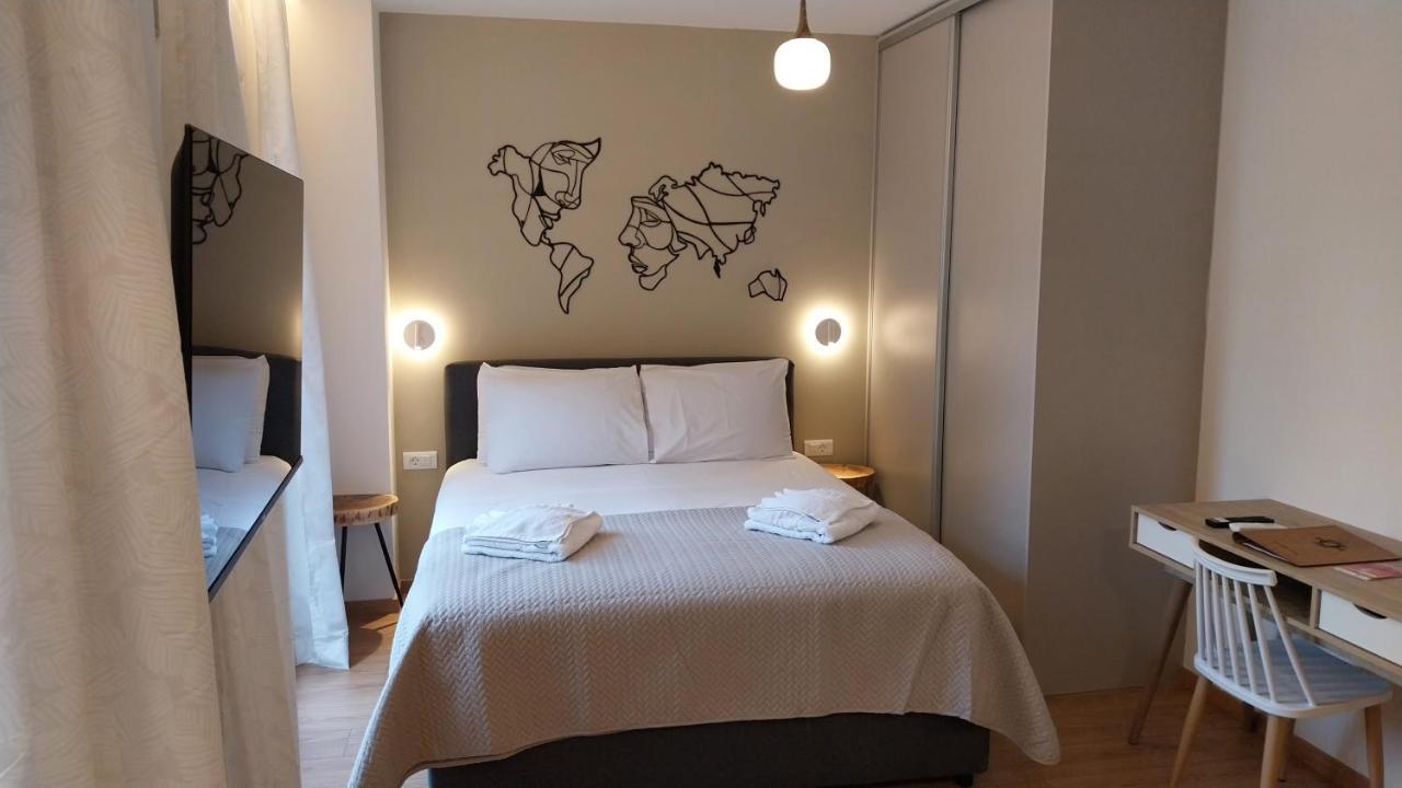 Uni Island - City Heart Suites Heraklion Zewnętrze zdjęcie