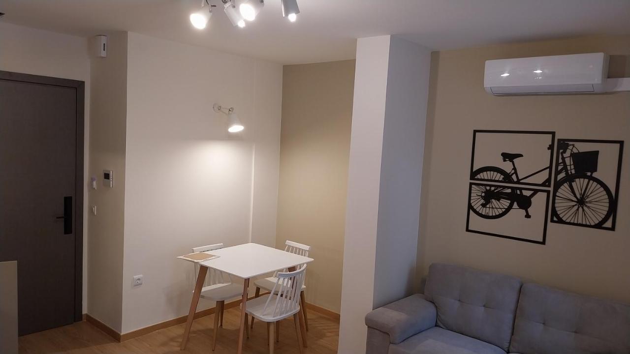 Uni Island - City Heart Suites Heraklion Zewnętrze zdjęcie
