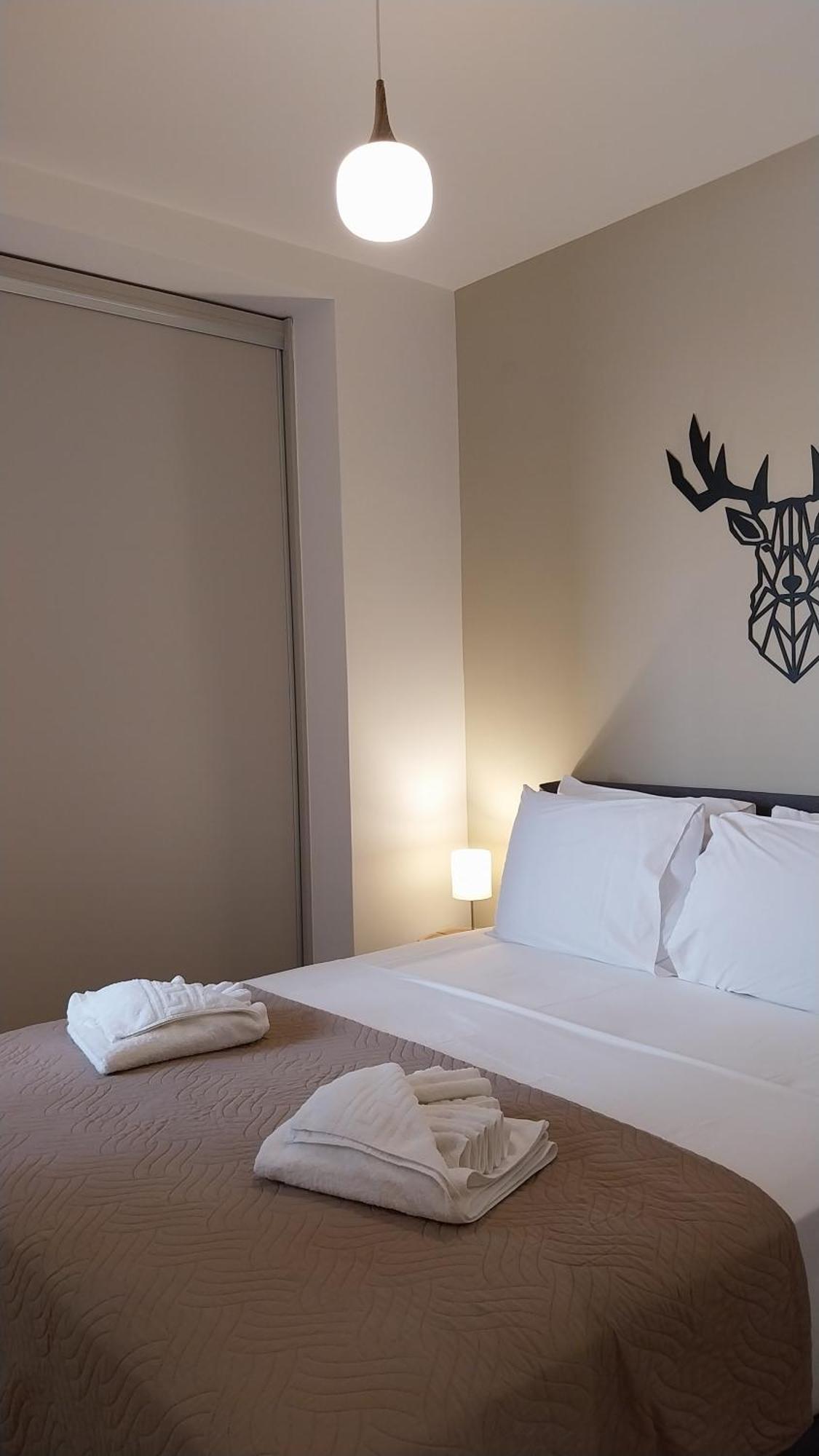 Uni Island - City Heart Suites Heraklion Zewnętrze zdjęcie