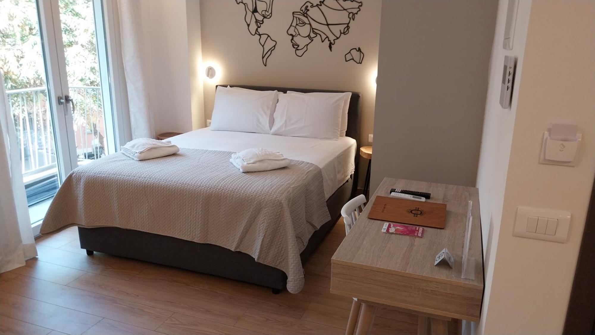Uni Island - City Heart Suites Heraklion Zewnętrze zdjęcie